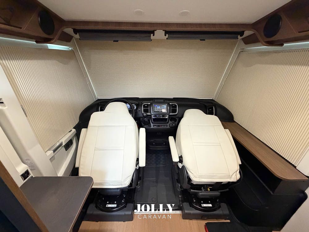 RAPIDO 854F GARAGE - Motorhome Usato Padova Motorhome Usato Veneto - Jolly Caravan -12.jpg